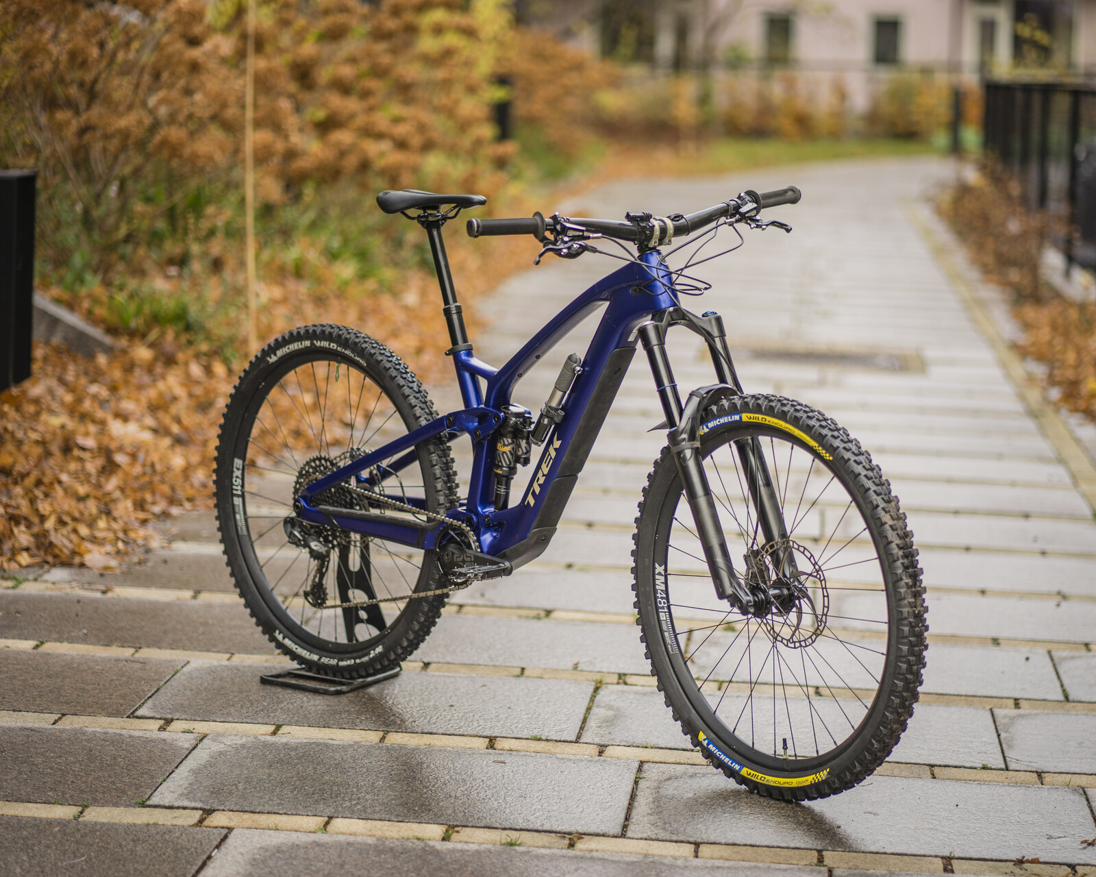 Trek Fuel EXe 9.x custom (cable mess is now sorted)